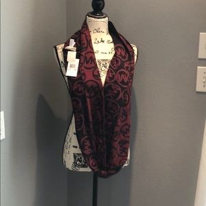 NTW MICHAEL KORS SCARF